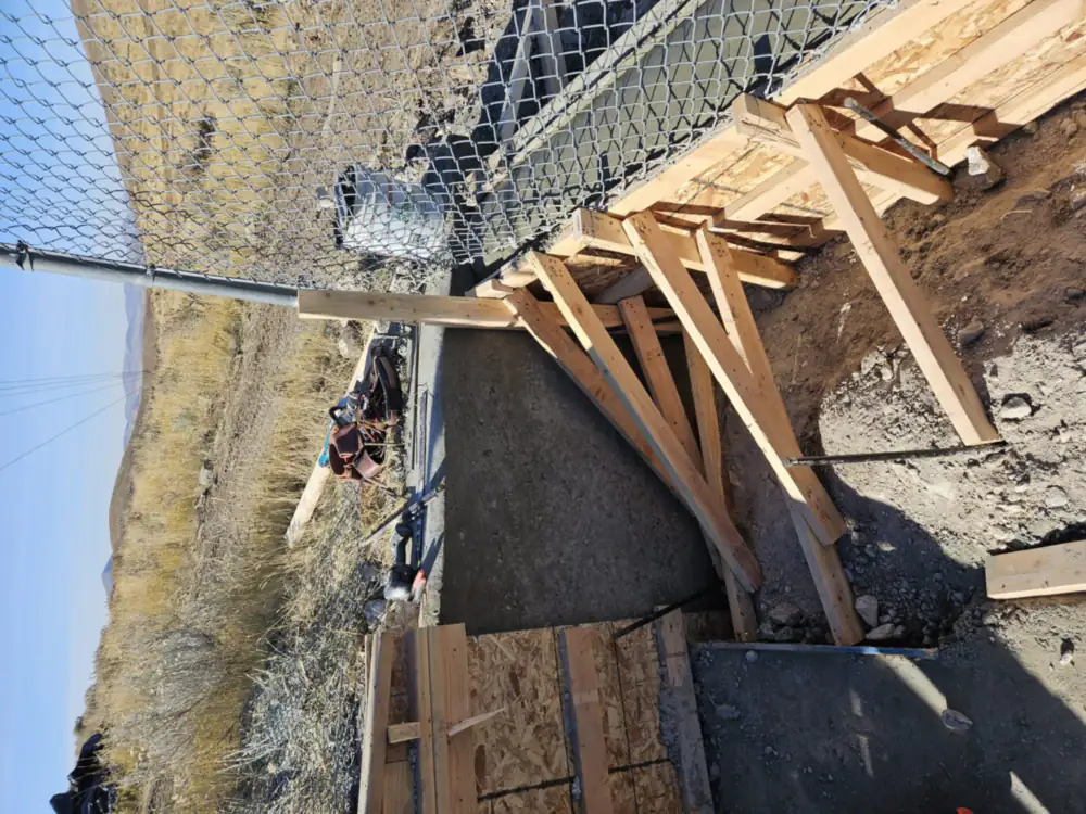 Hillside foundation formwork